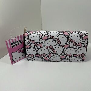 Hello Kitty Zip Around PU DELUX Wallet